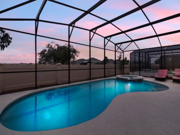 Elegant Villa Near Disney - Perfect Family Getaway
